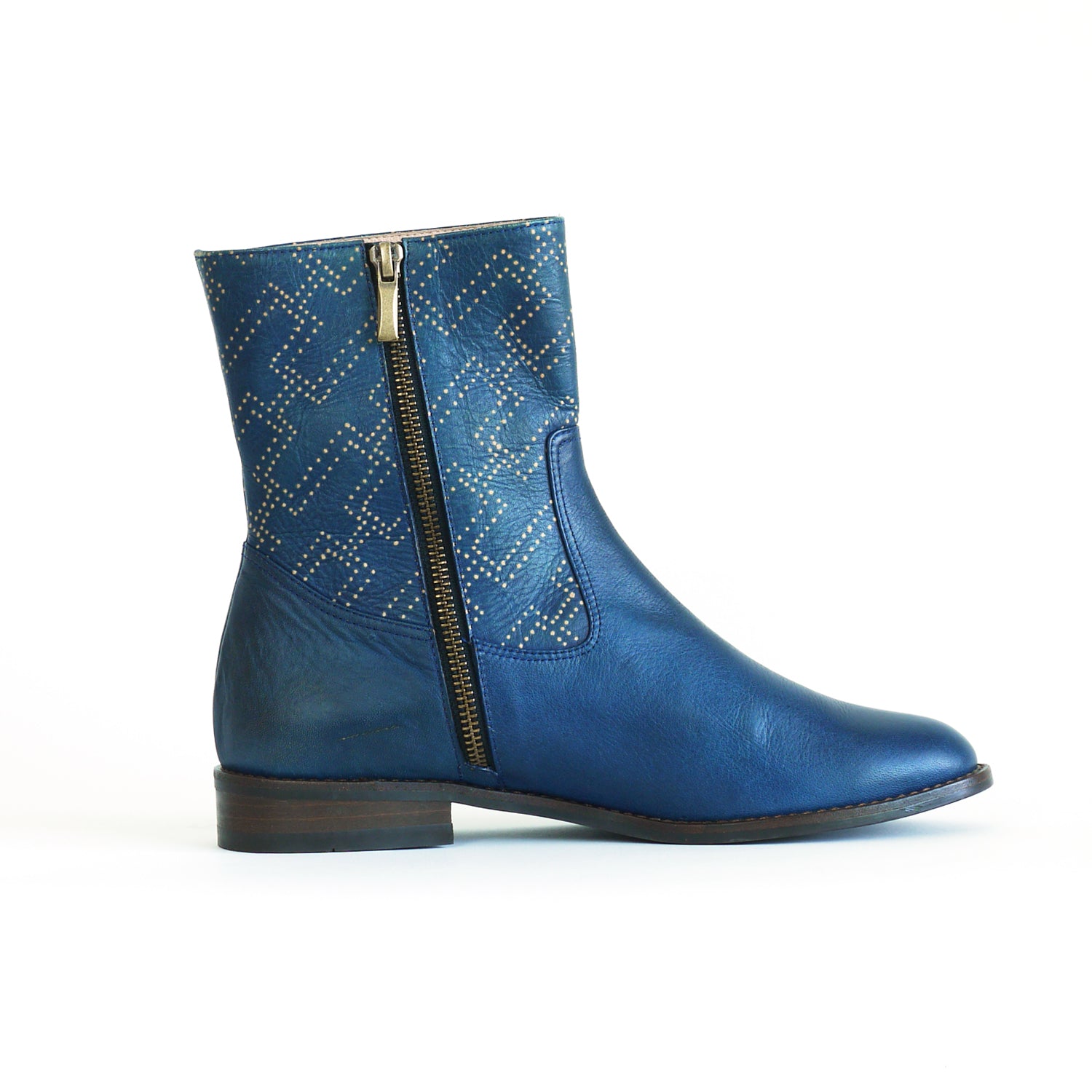 Woman's Ankle Boots. Indigo dyed leather boots. SASHIKO