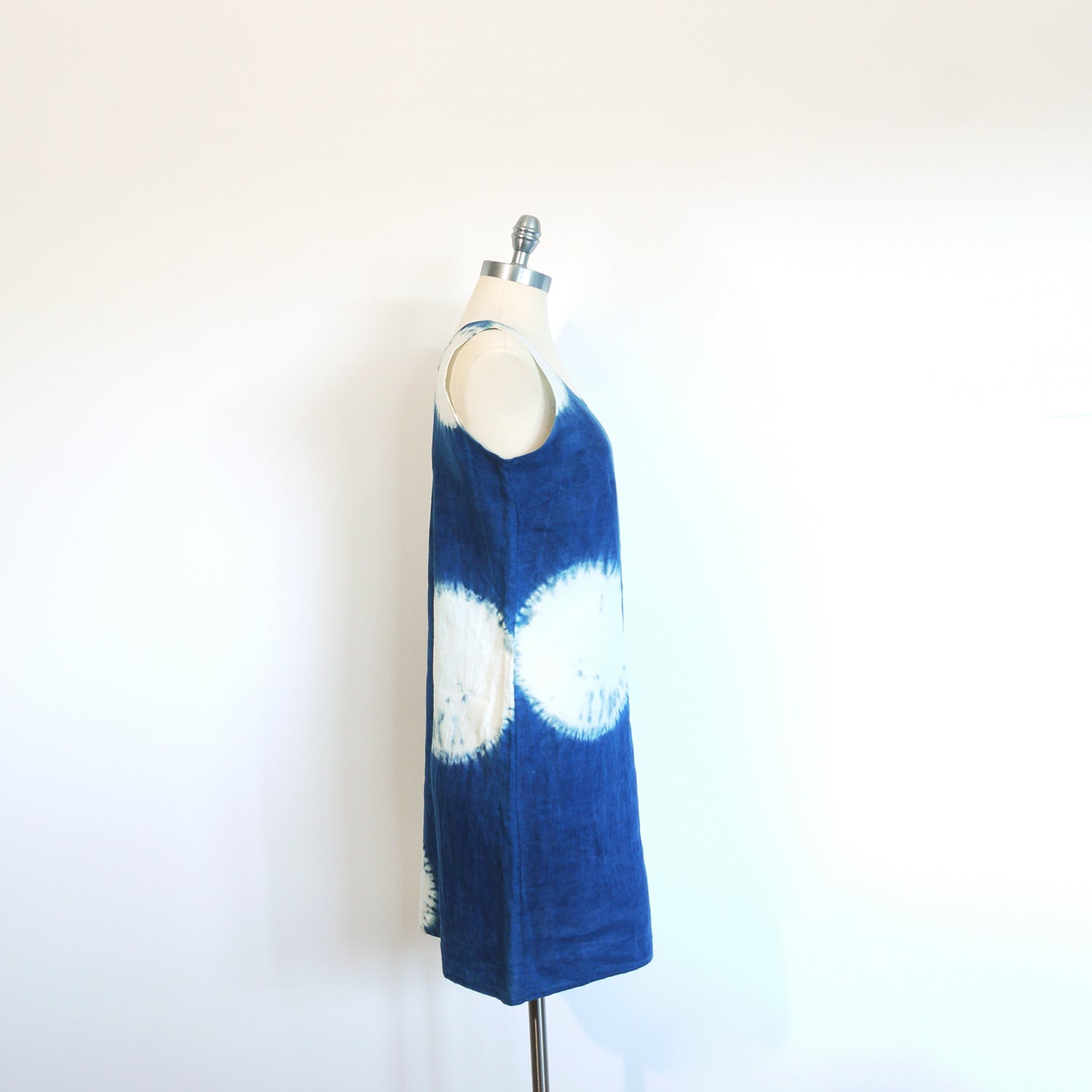 INDIGO CIRCLE tank dress. Hand dyed shibori indigo linen dress