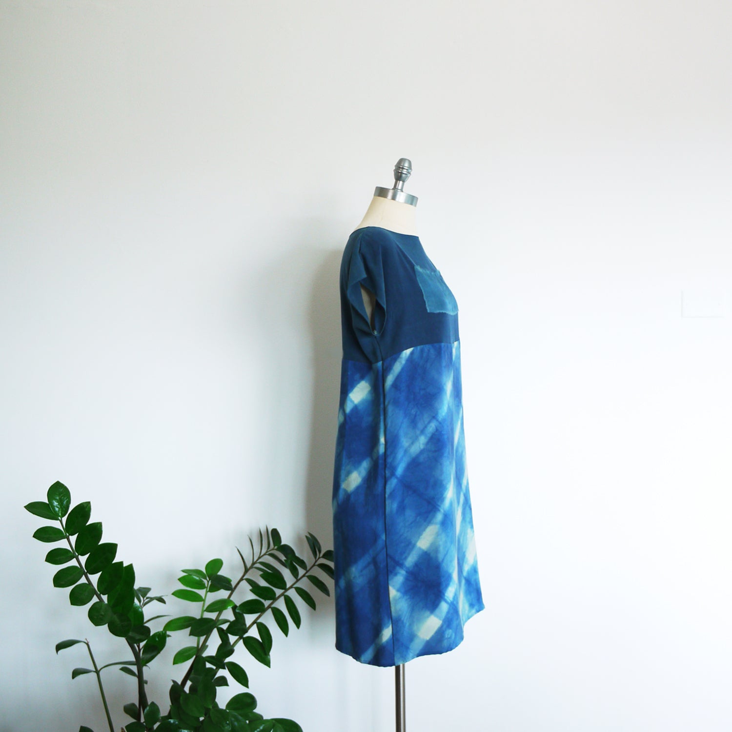 Shibori Indigo natural dye Silk Dress. Hand dyed dress. Medium.