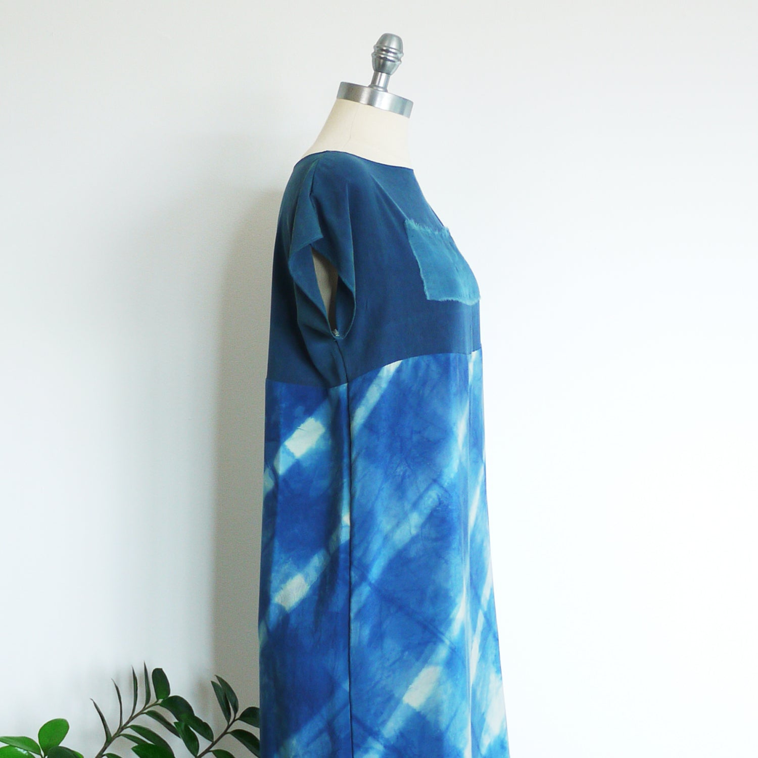 Shibori Indigo natural dye Silk Dress. Hand dyed dress. Medium.